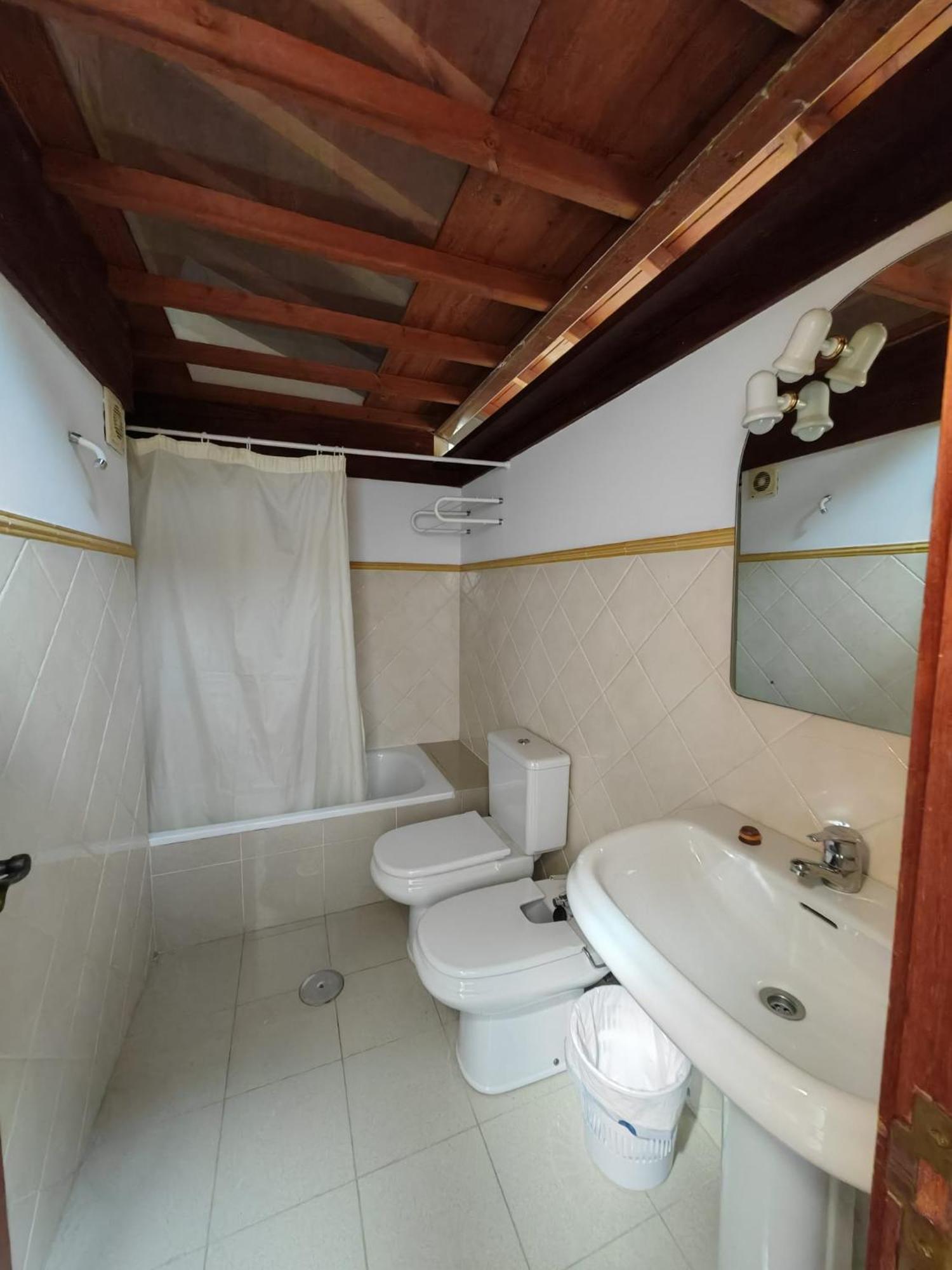Acea Do Bubal Guest House Os Peares Екстериор снимка